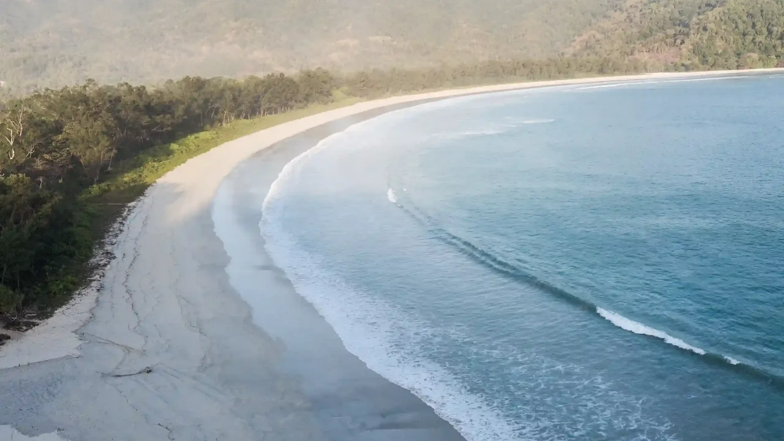 Comparing top Sumba areas, resorts and stays